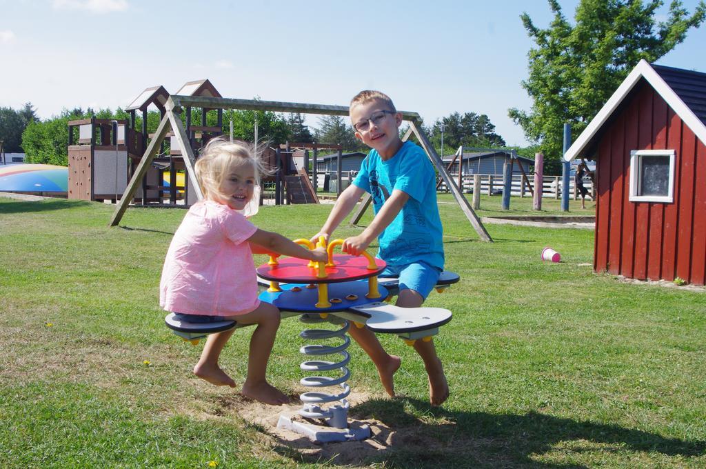 Tornby Strand Camping Cottages Hirtshals Esterno foto